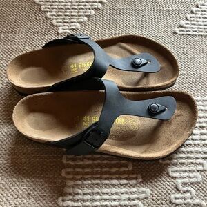 Birkenstock Gizeh Sandals 9.5